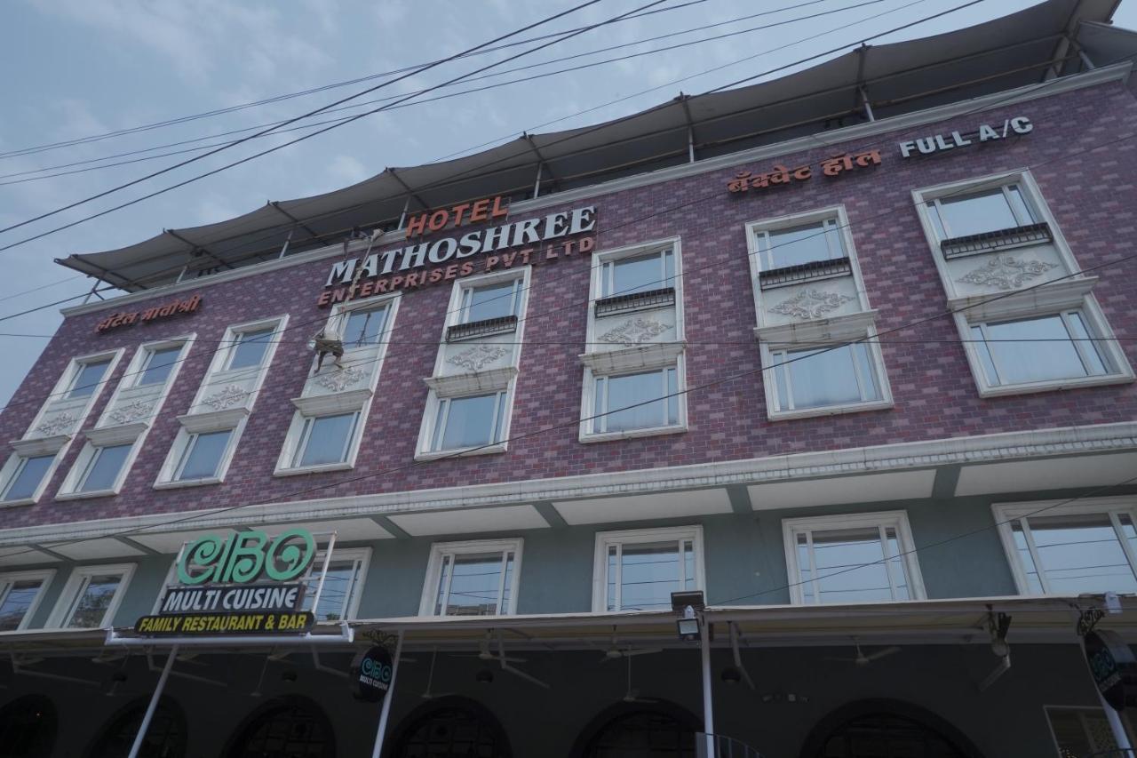 Hotel Mathoshree Thane Exteriör bild