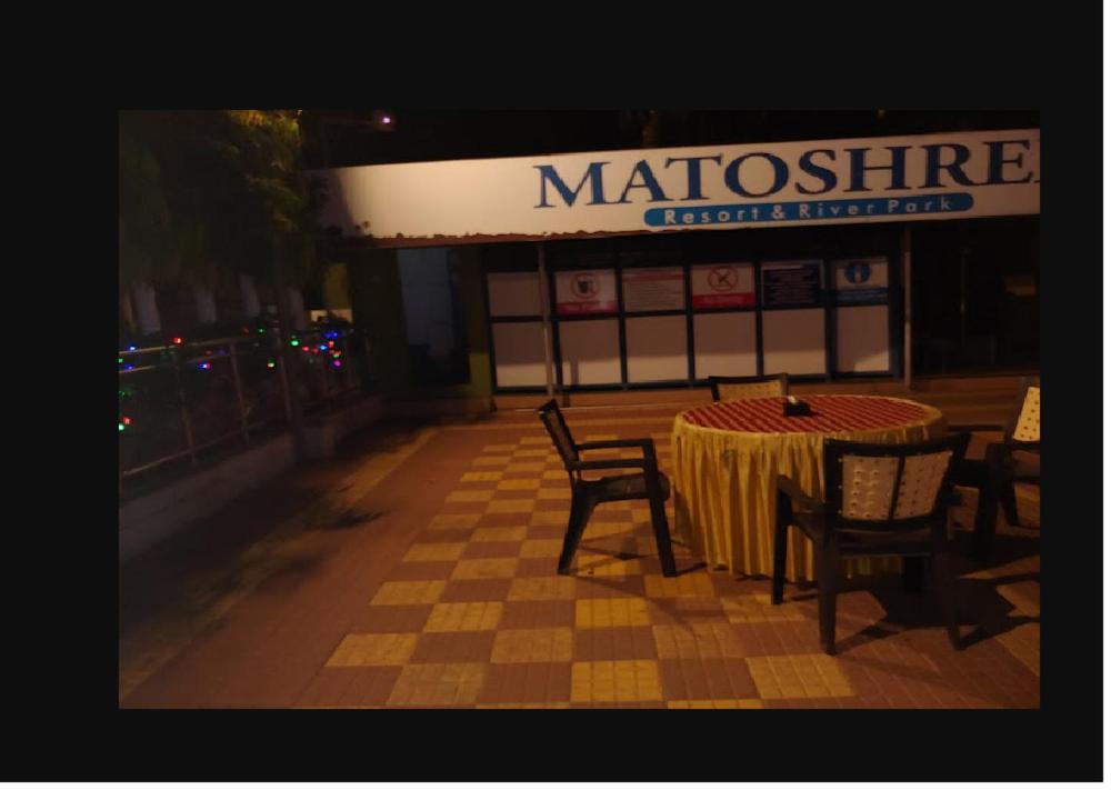 Hotel Mathoshree Thane Exteriör bild