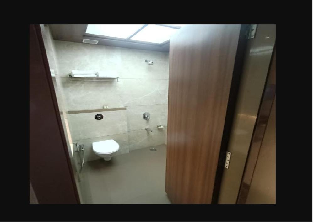 Hotel Mathoshree Thane Exteriör bild